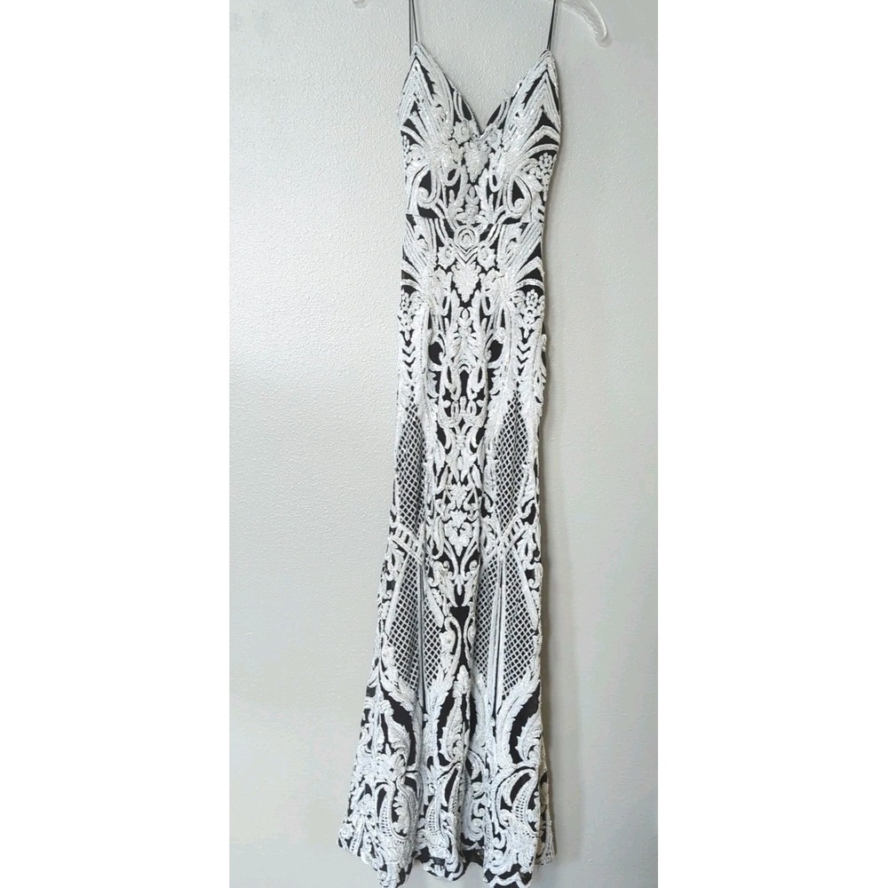 B. Darlin Black White Sequin Formal Prom‎ Gown Mermaid Dress 153W953 Size 1/2